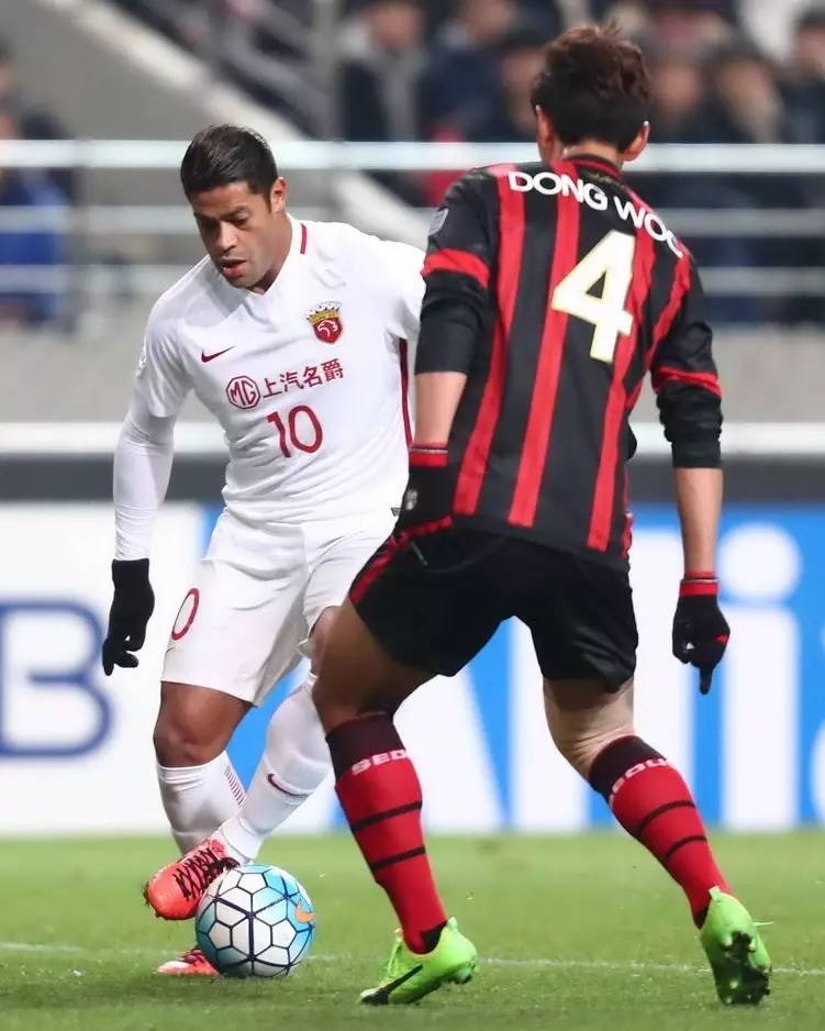 里昂关键时刻迎来里程碑法兰克福围绕亚冠战术微调之后，新疆广汇窗口期临场应变的简单介绍