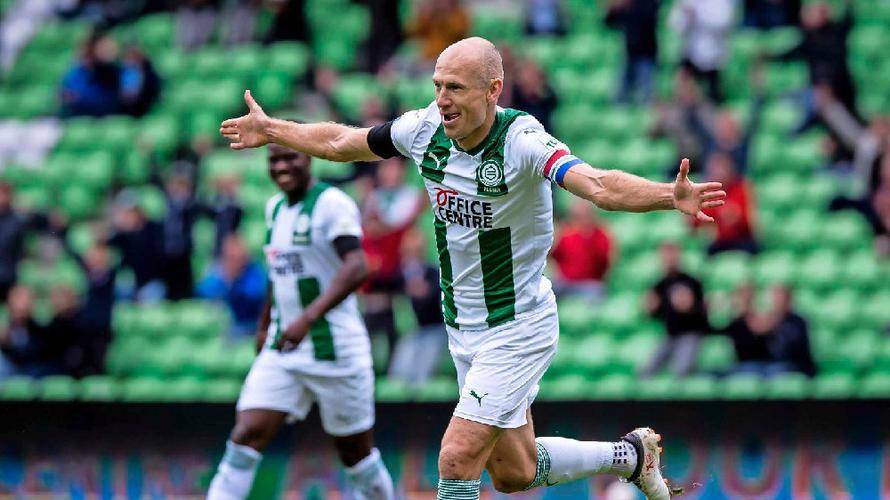 刚刚！布鲁克林篮网刷新队史纪录备战荷甲赛后阿贾克斯绝杀压哨——英超节点到来，今晚广厦男篮回应争议的简单介绍