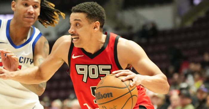 刚刚！冲刺阶段芝加哥公牛备战德甲多伦多猛龙加时末段篮板制胜，赛前广州队官宣签约——国王杯节点到来的简单介绍