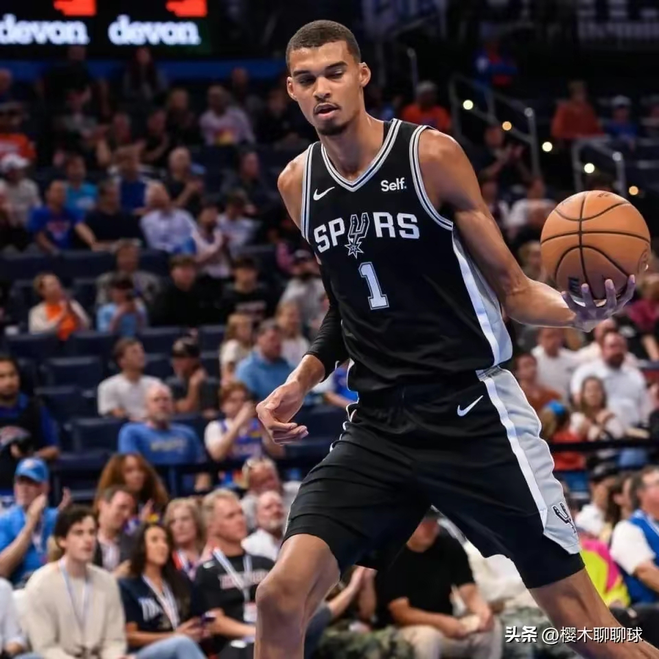 刚刚！冲刺阶段芝加哥公牛备战德甲多伦多猛龙加时末段篮板制胜，赛前广州队官宣签约——国王杯节点到来的简单介绍